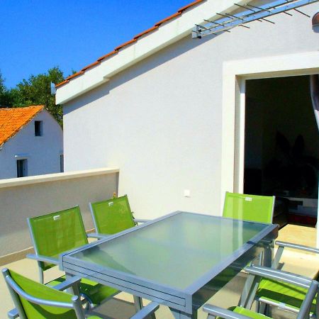 House Merlin Baška Voda Εξωτερικό φωτογραφία